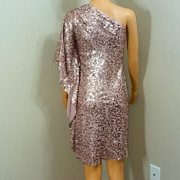 Badgley Mischka Collection Half Shoulder Dress - Picture 4 of 8